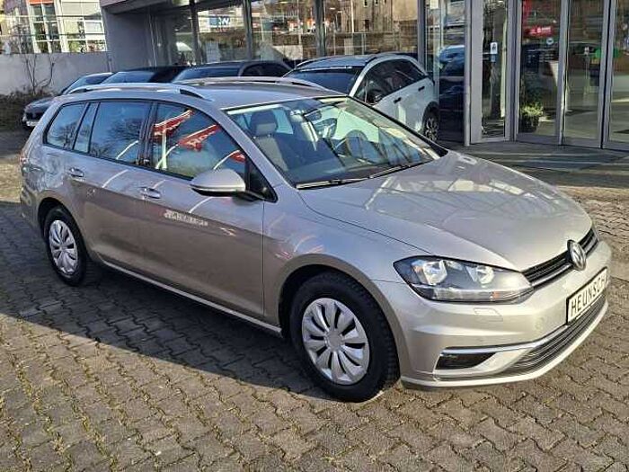 Volkswagen Golf Variant Golf VII Variant Diesel 1.6 TDI Sound Sondermodell